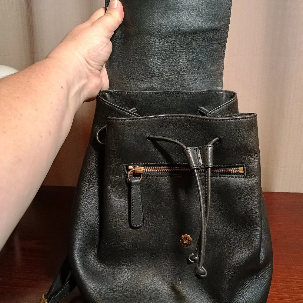 Coach Vintage Legacy #9858 Leather Black Backpack with Gold Hardware
